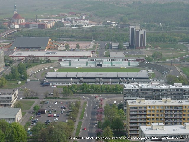 02-Most-fotbalovy-stadion