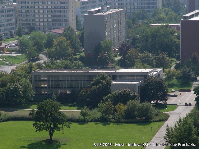 01-Most-budova-KSC